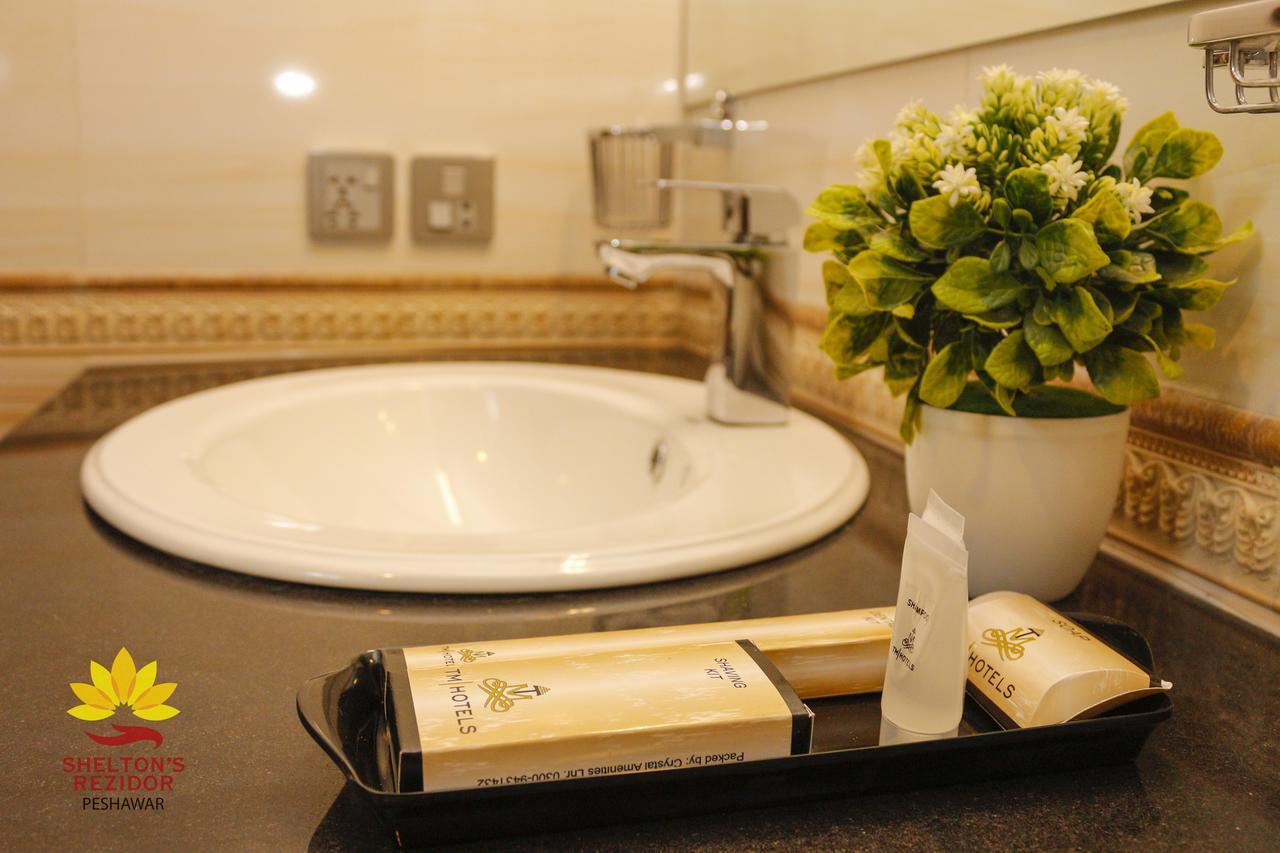 Hotel Shelton'S Rezidor Peszawar Zewnętrze zdjęcie
