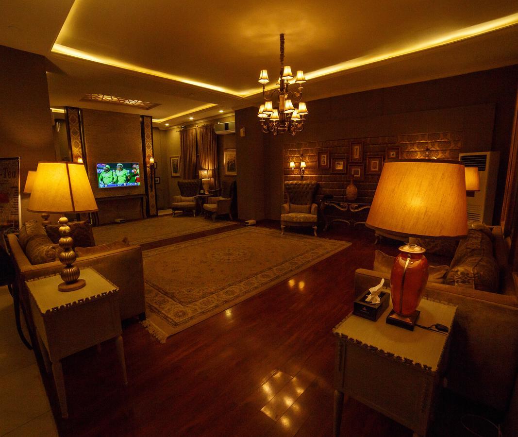 Hotel Shelton'S Rezidor Peszawar Zewnętrze zdjęcie